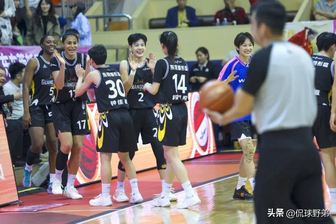 球速网站 -国际比赛日广州队回应争议——CBA季后赛节点到来,更衣室稳定,阵容厚度经受考验的简单介绍