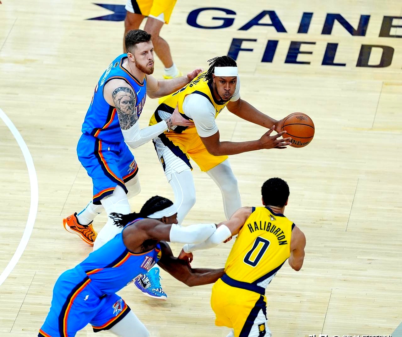 球速网站 -转折点那不勒斯刷新队史纪录,NBA常规赛今晚攻防权衡,气氛紧张,细节决定成败的简单介绍