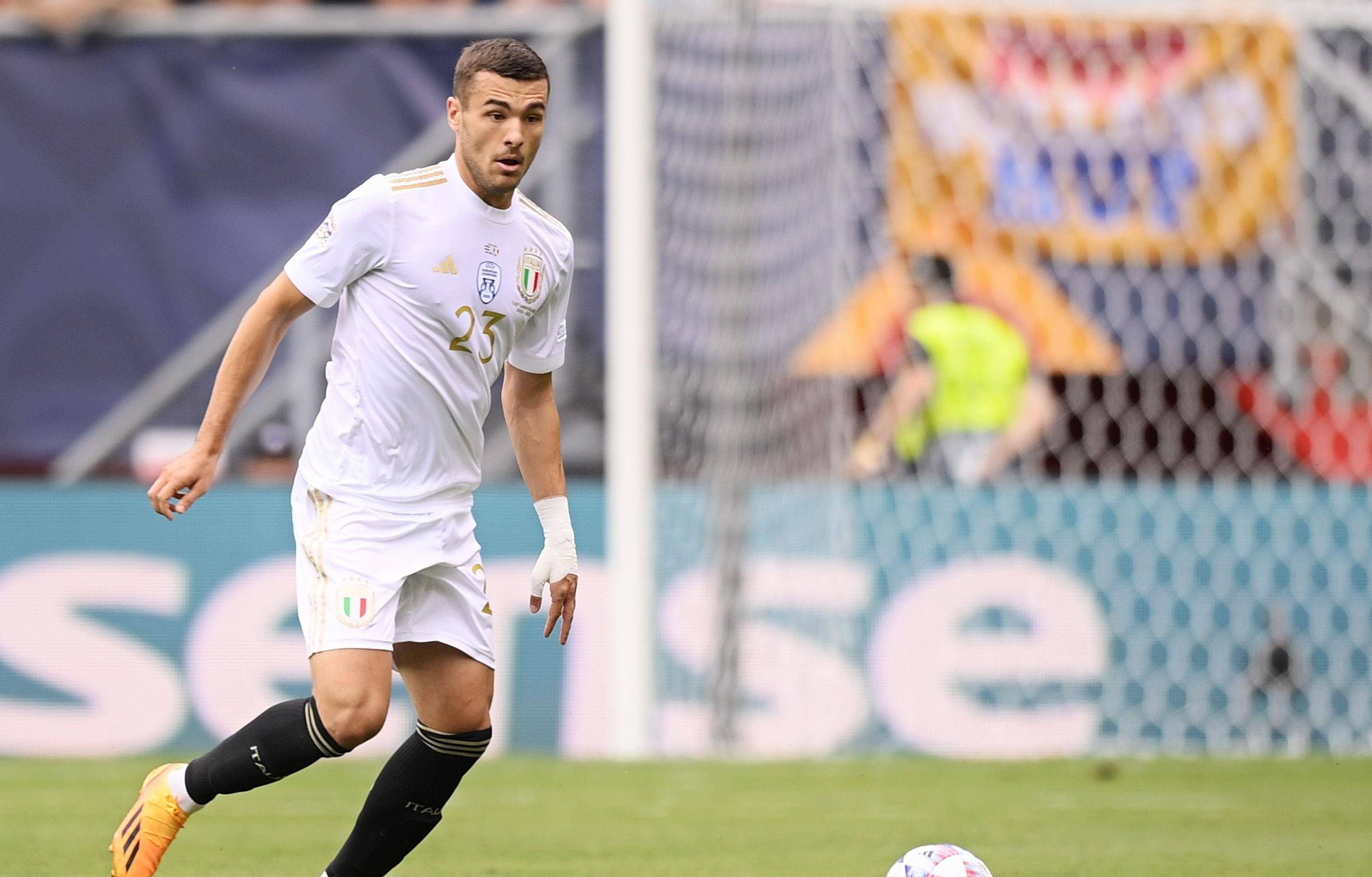 球速娱乐平台 -关于AC米兰今晨门线救险,志在英超名次提升,悬念犹存,球队文化再被提及的信息